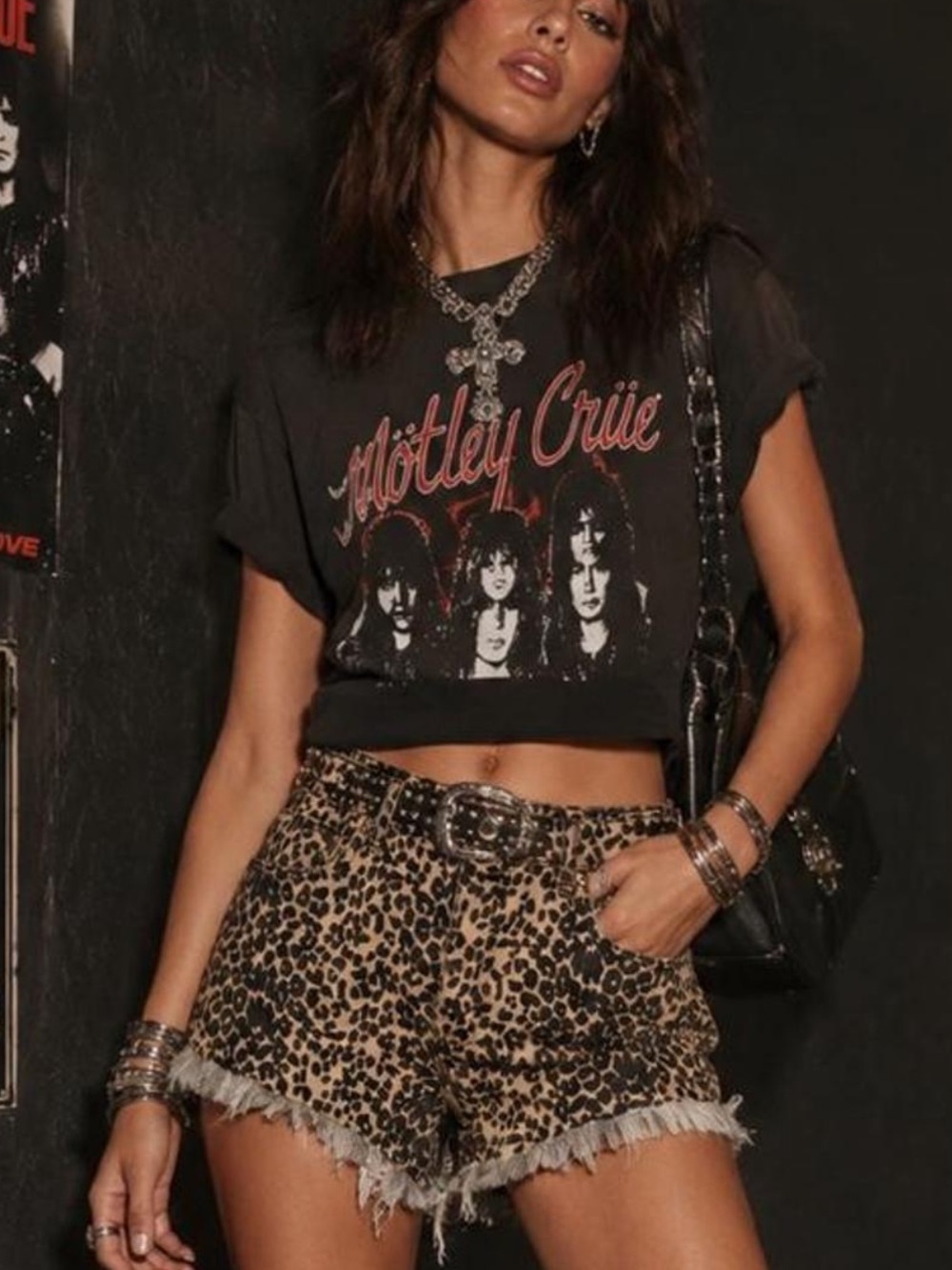 Women’s Forever 21 Leopard Print High Rise Denim Frayed Hem Shorts Size 30